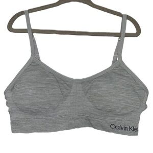 NWOT Calvin Klein Girls Bralette - Size Large (10/12)